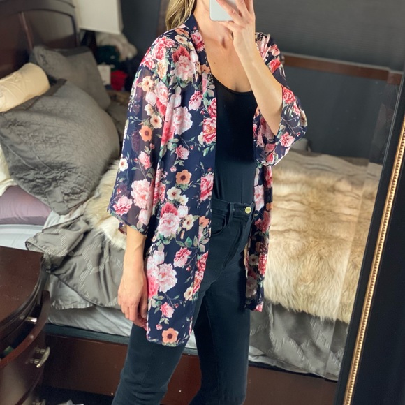 Moe & Arrow Flower Open Sheer Cardigan, Small - Picture 5 of 15